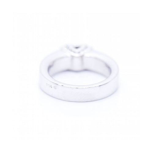 Bague Bague princesse en or blanc 18 kt avec diamants 58 Facettes UKN102929EJ
