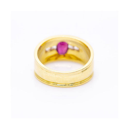 Bague Bague - Rubis ovale et diamants taille brillant en or jaune 18 kt 58 Facettes UKN102932EJ