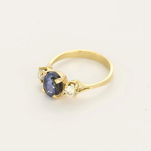 Bague 53.5 Bague en or jaune 18K au saphir violet et diamants 58 Facettes VEN3220