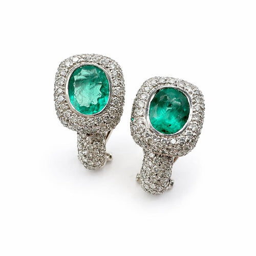 Boucles d'oreilles Boucles d’oreilles - Émeraudes ovales et diamants en or blanc 18k 58 Facettes 50361