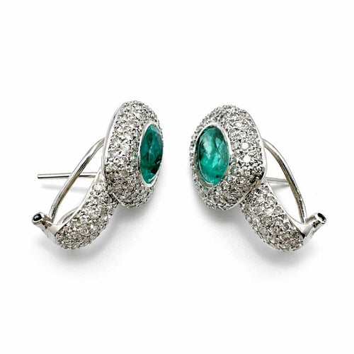 Boucles d'oreilles Boucles d’oreilles - Émeraudes ovales et diamants en or blanc 18k 58 Facettes 50361