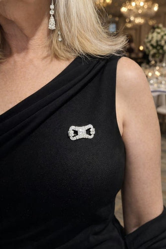 Broche Broche Art déco en or blanc 18k et diamants 58 Facettes 50427