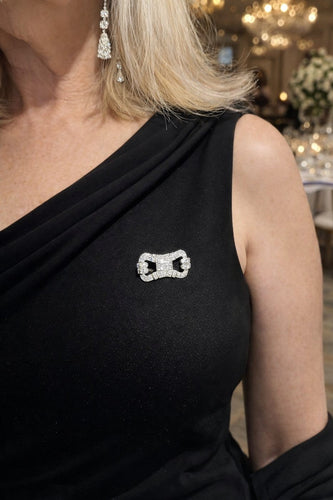 Broche Broche Art déco en or blanc 18k et diamants 58 Facettes 50427