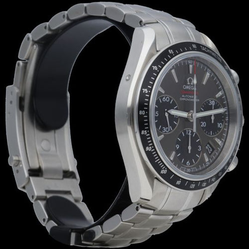 Montre Omega Montre Speedmaster Date Chronograph 58 Facettes MT45496