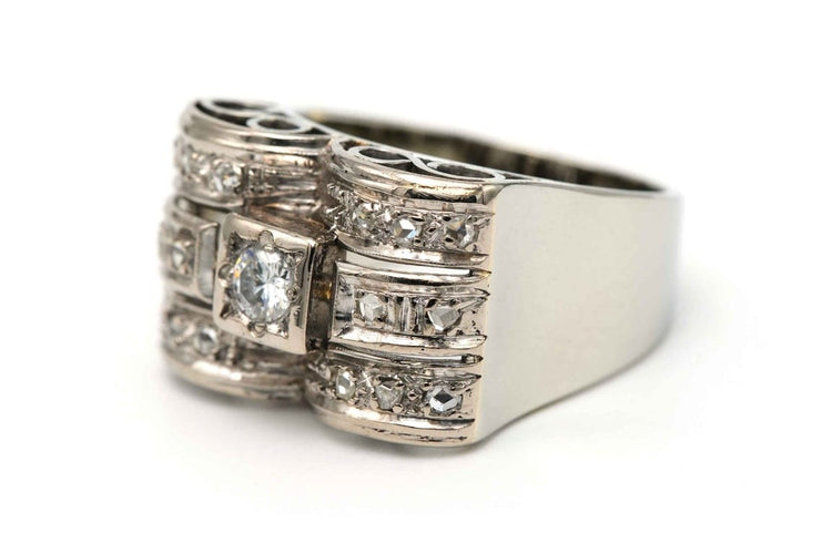 Bague 52 Bague Art déco sertie de diamants en or blanc 18 carats 58 Facettes B811