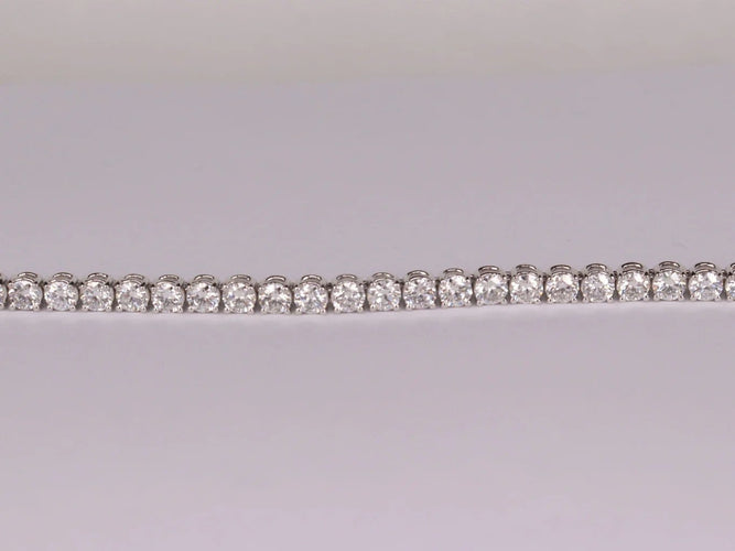 Bracelet Bracelet tennis en or blanc et diamants 58 Facettes 3188
