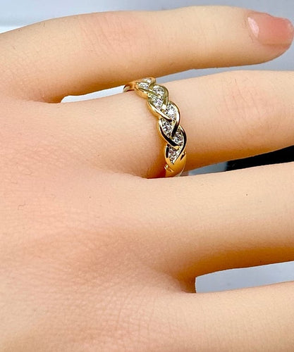 Bague 50 Bague en or jaune 18 carats sertie de diamants 58 Facettes AB680