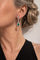 Boucles d'oreilles Boucles d'oreilles longues en or blanc 18k, émeraudes et diamants 58 Facettes 50431