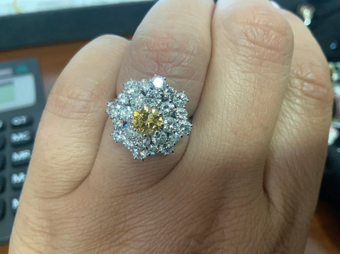 Bague 54 Bague en or blanc tendance Orange Diamond 58 Facettes BA-33