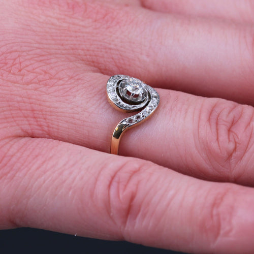 Bague 53 Bague ancienne tourbillon en or jaune 18 carats et platine, diamants 58 Facettes 22-057-53