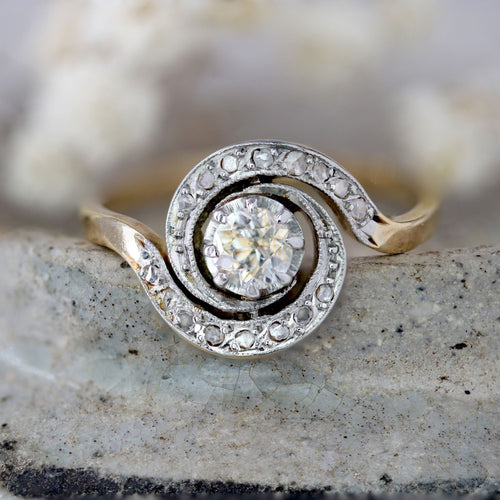 Bague 53 Bague ancienne tourbillon en or jaune 18 carats et platine, diamants 58 Facettes 22-057-53