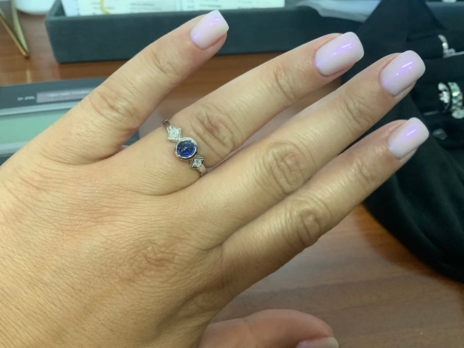 Bague 55.5 Cabochon Saphir Bleu et Diamants Or blanc 58 Facettes BA-75