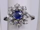 Bague 53 Bague ronde en or blanc, saphir bleu royal et diamants 58 Facettes BA-533