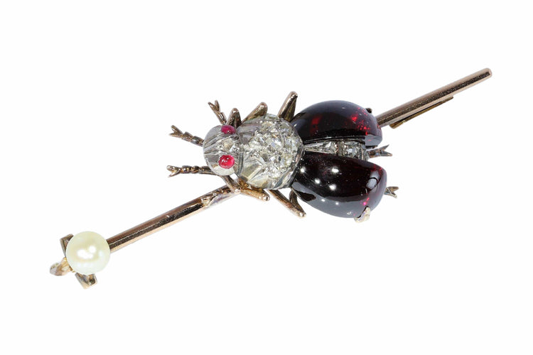 Broche Broche victorienne française en forme de barrette ornée d'un scarabée serti de grenats, de rubis et de diamants 58 Facettes 26050-0148