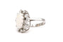 Bague 53 Bague contemporaine en or blanc 14 carats avec opale et diamants 58 Facettes 21993