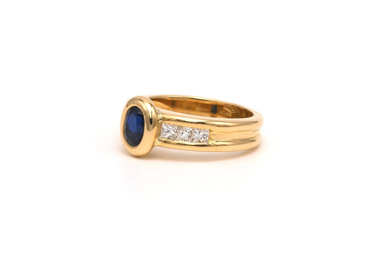 Bague 53 Bague contemporaine en or jaune, saphir et diamants taille princesse 58 Facettes 22093