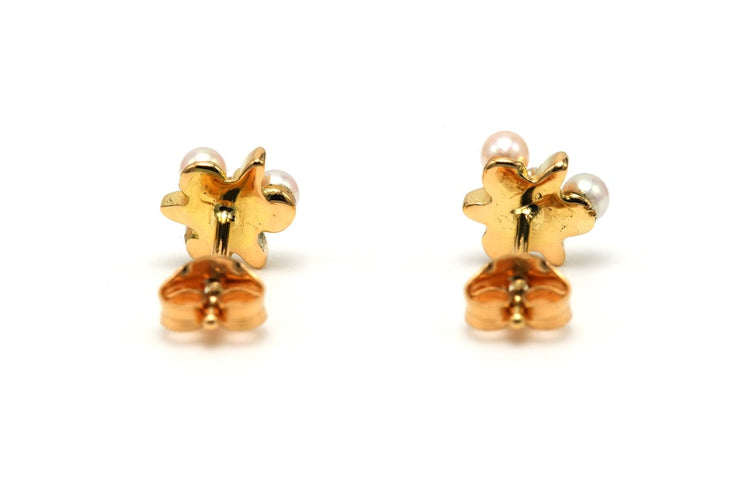 Boucles d'oreilles Boucles d'oreilles contemporaines en or jaune 18 carats, perles et diamants taille brillant 58 Facettes B761