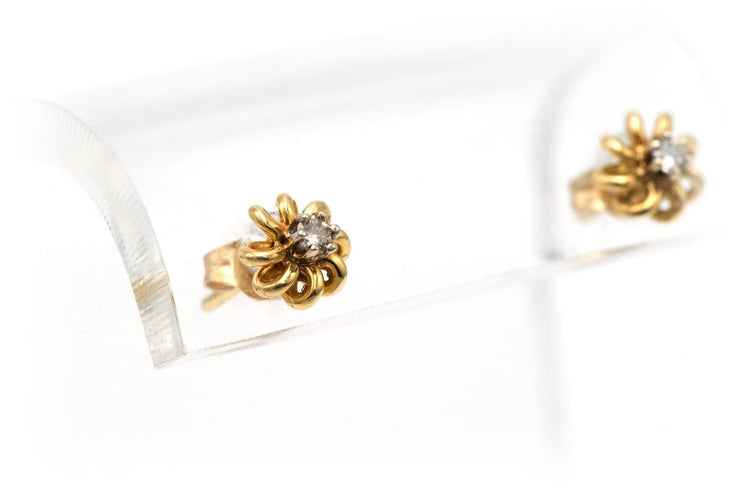 Boucles d'oreilles Boucles d'oreilles Art déco en or jaune 18 carats et diamants taille brillant (0,08 ct) 58 Facettes B722