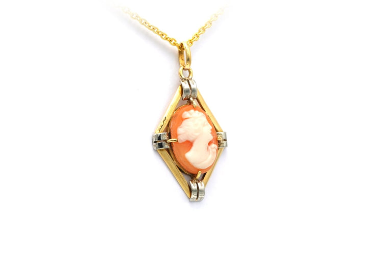 Pendentif Pendentif Art déco en or jaune et blanc 18 carats serti d’un camée 58 Facettes 23058