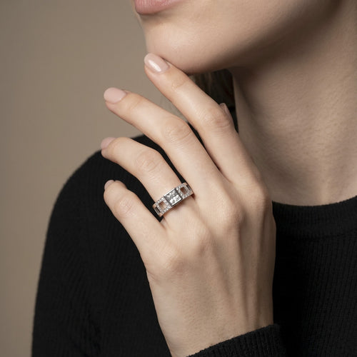 Bague 53 Bague double halo en or blanc 750 et diamants 58 Facettes 61E00051