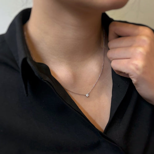 Collier Tiffany & Co. Diamonds By The Yard - Collier pendentif en platine et diamant 58 Facettes 260063R