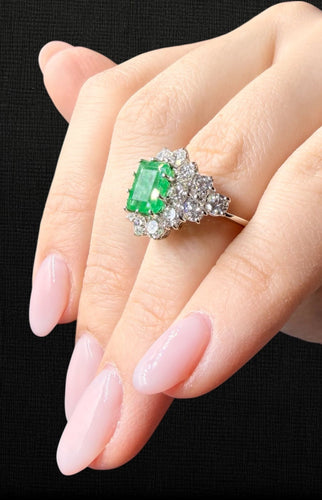 Bague 53 Bague cocktail - Saphir et diamants en or 58 Facettes