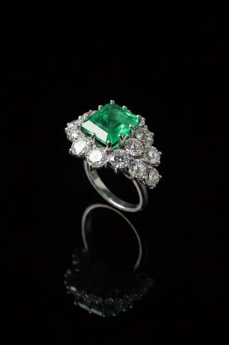 Bague 53 Bague cocktail - Saphir et diamants en or 58 Facettes