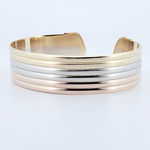 Bracelet Cartier - Bracelet jonc ouvert Double C en or jaune 18 carats 58 Facettes 73524
