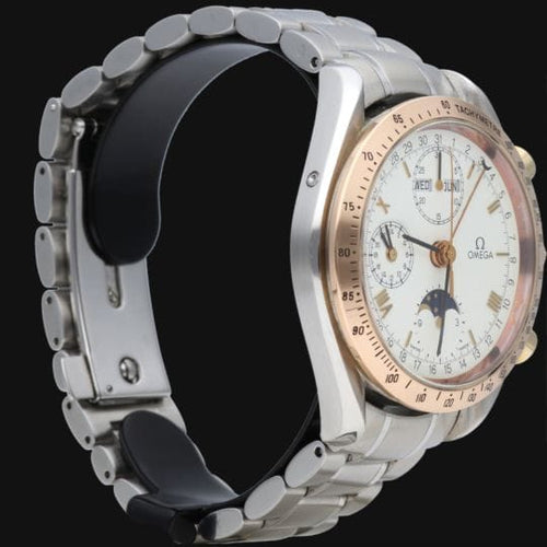 Montre Omega Montre Speedmaster Day Date Automatique Chronograph 58 Facettes MT45565