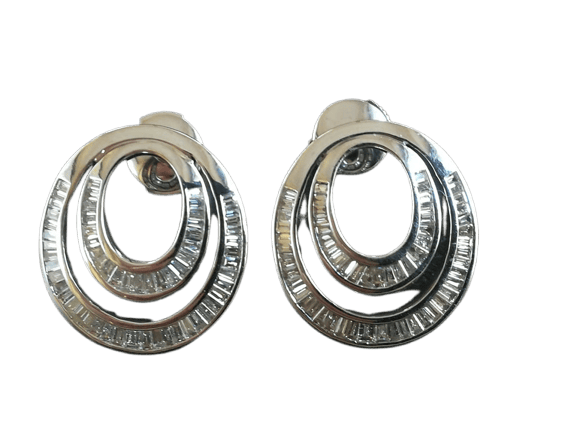 Boucles d'oreilles Boucles d’oreilles - Cercles en or blanc 18 ct et diamants baguette 58 Facettes 01345