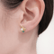 Boucles d'oreilles Boucles d’oreilles en or jaune 18 carats avec diamant, émeraude et perle 58 Facettes 33714