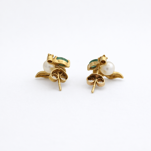 Boucles d'oreilles Boucles d’oreilles en or jaune 18 carats avec diamant, émeraude et perle 58 Facettes 33714