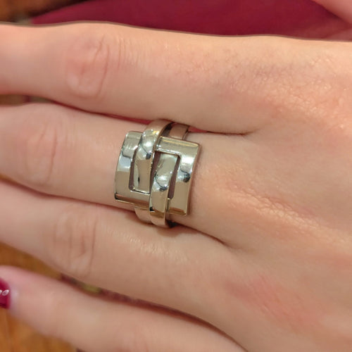 Bague 53 Boucheron Déchaînée - Bague motif carré en or blanc 18 carats 58 Facettes 33377