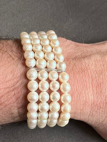 Bracelet Bracelet 4 rangs de perles de culture, fermoir en or gris 18K 58 Facettes 932