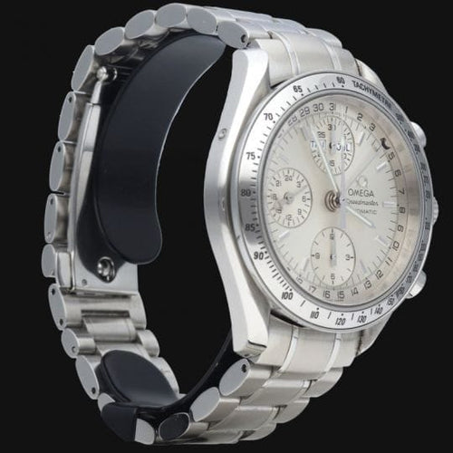 Montre Omega Montre Speedmaster Day Date Chronograph 58 Facettes MT44234