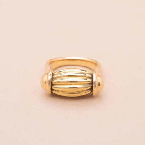 Bague 54 O. J. Perrin - Bague godronnée en or jaune 18K 58 Facettes 793324
