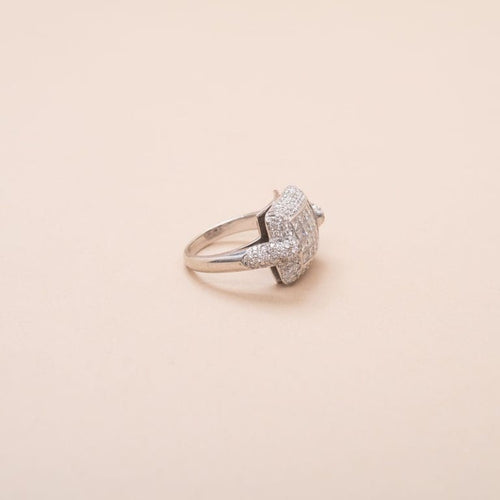 Bague 53 Bague chevalière en or gris 18 carats et diamants 58 Facettes 794077
