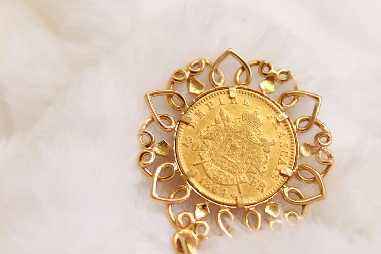 Pendentif Pendentif Napoléon en or jaune 900 et entourage en or jaune 750 58 Facettes MT250671
