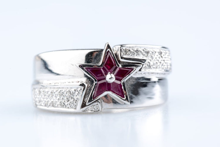 Bague 54 Bague étoile en or blanc 18K avec rubis et diamants 58 Facettes BG41300008-107
