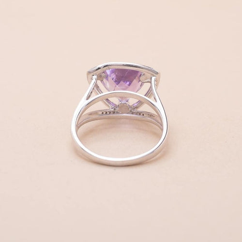 Bague 59 Mauboussin Mes Couleurs à Toi - Bague en or blanc, améthyste et diamants 58 Facettes 762874