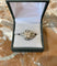 Bague 53 Art Déco - Bague en or gris 18 carats diamants 58 Facettes BD172