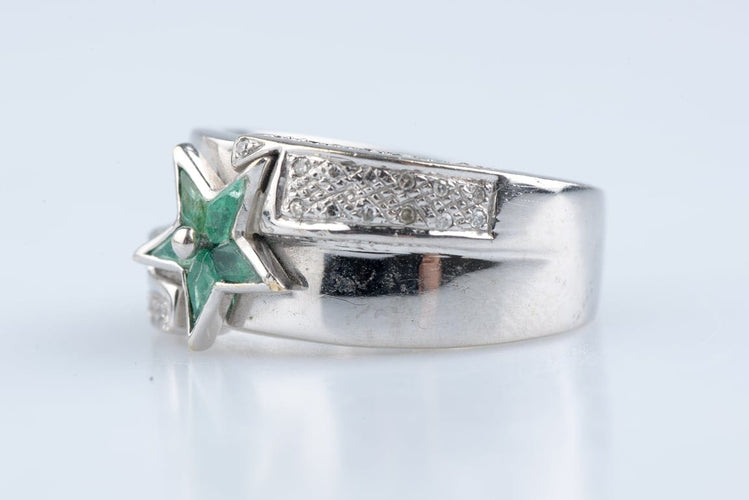 Bague 56 Bague étoile en or jaune et blanc 18K avec émeraude et diamants 58 Facettes BGETOIEM-107