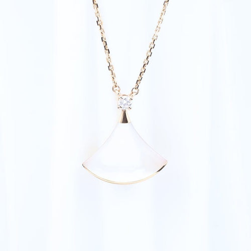 Collier Bvlgari Divas’ Dream - Collier en or rose 18K avec nacre et diamant 58 Facettes 138317F/E
