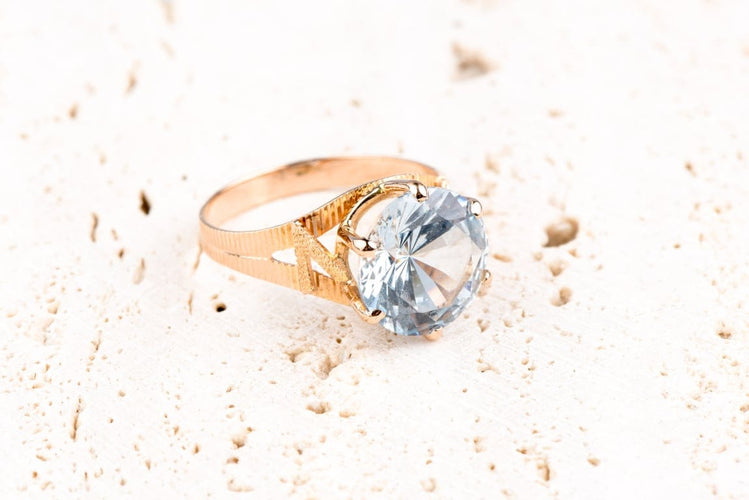 Bague 54 Bague topaze bleue en or blanc 18K 58 Facettes BGTOPOC613-107