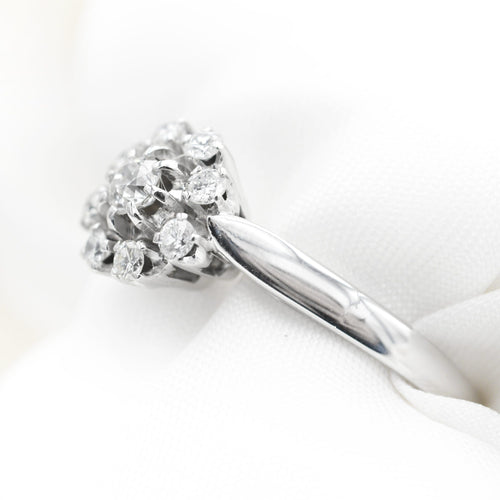Bague Bague marguerite en or 18 carats avec diamants 58 Facettes 22438