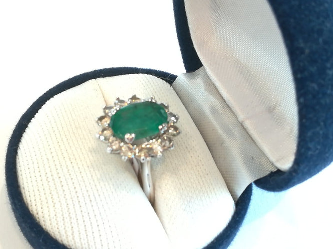 Bague 51 Bague marguerite - Émeraude et diamants en or blanc 750 58 Facettes 01348