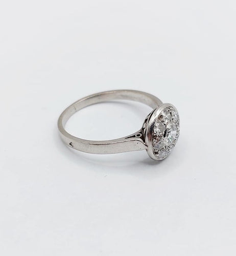 Bague 53 Bague marguerite Art déco en platine et diamants 0,55 ct 58 Facettes A06699