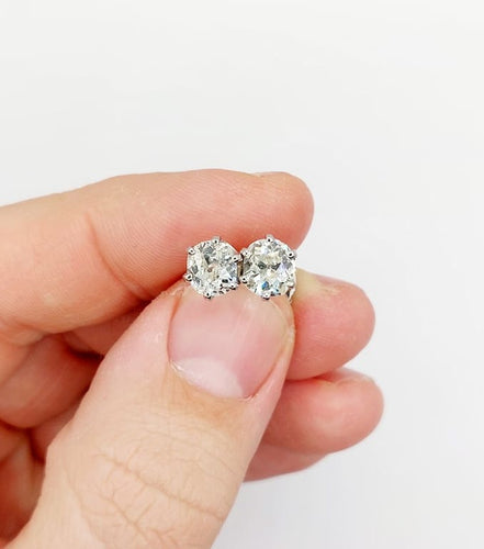 Boucles d'oreilles Puces d’oreilles en or blanc 18k avec diamants taille ancienne 2,00 ct 58 Facettes A06701