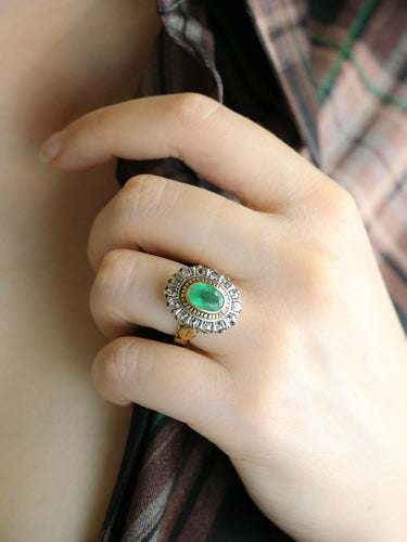 Bague 52 Bague ancienne or argent émeraude ovale diamants 58 Facettes 1174.7