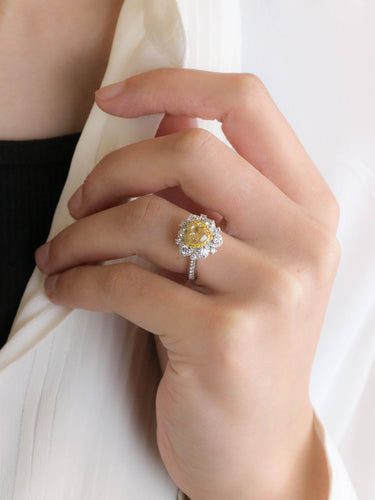 Pendentif Bague Diamant coeur jaune Fancy Yellow 1 carat convertible Pendentif 58 Facettes 1214.2